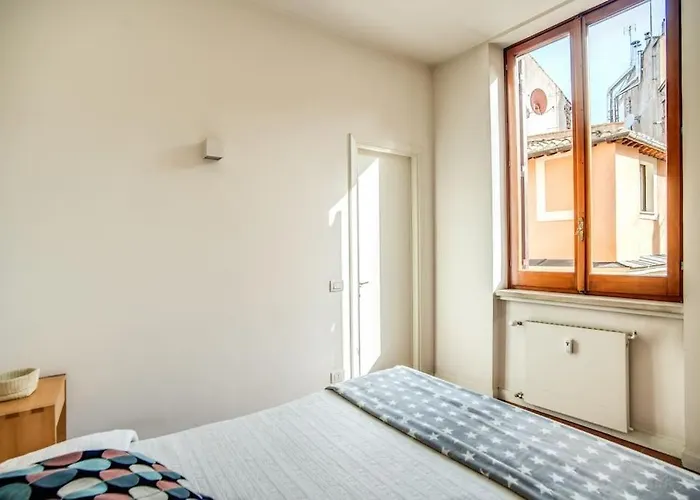 Coliseum Charming House דירה רומא